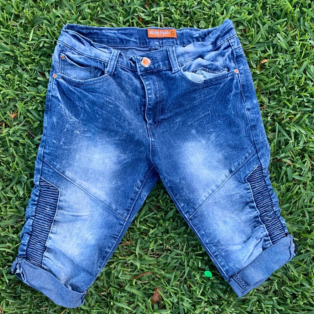 VINTAGE DENIM SHORTS